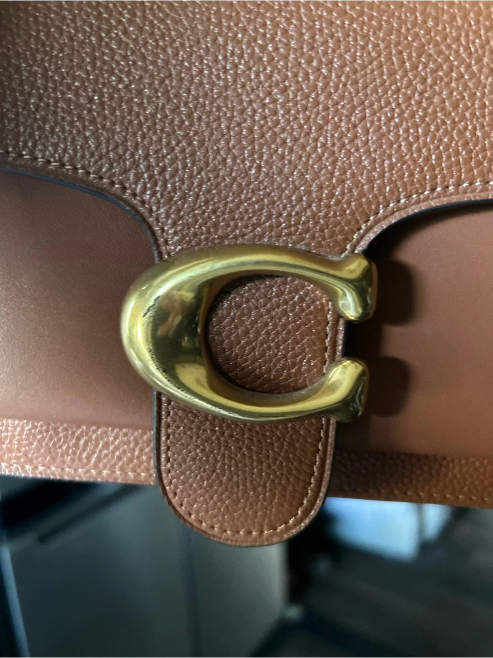 Coach Tabby Caramel Brown Leather Shoulder Bag with Gold 'C' Hardware